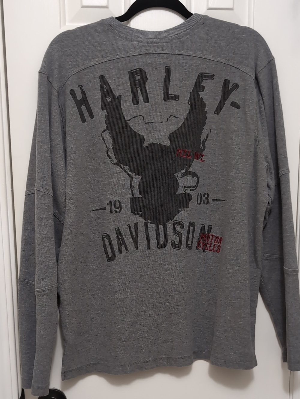Harley-Davidson Gray Long-Sleeve Eagle Graphic Thermal Tee Black & Red Accents